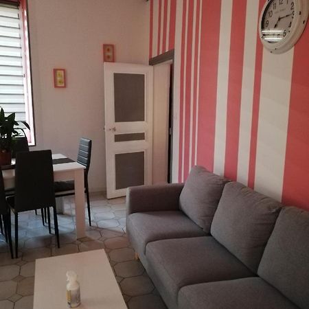 Sweet Garden Villa La Fere Luaran gambar